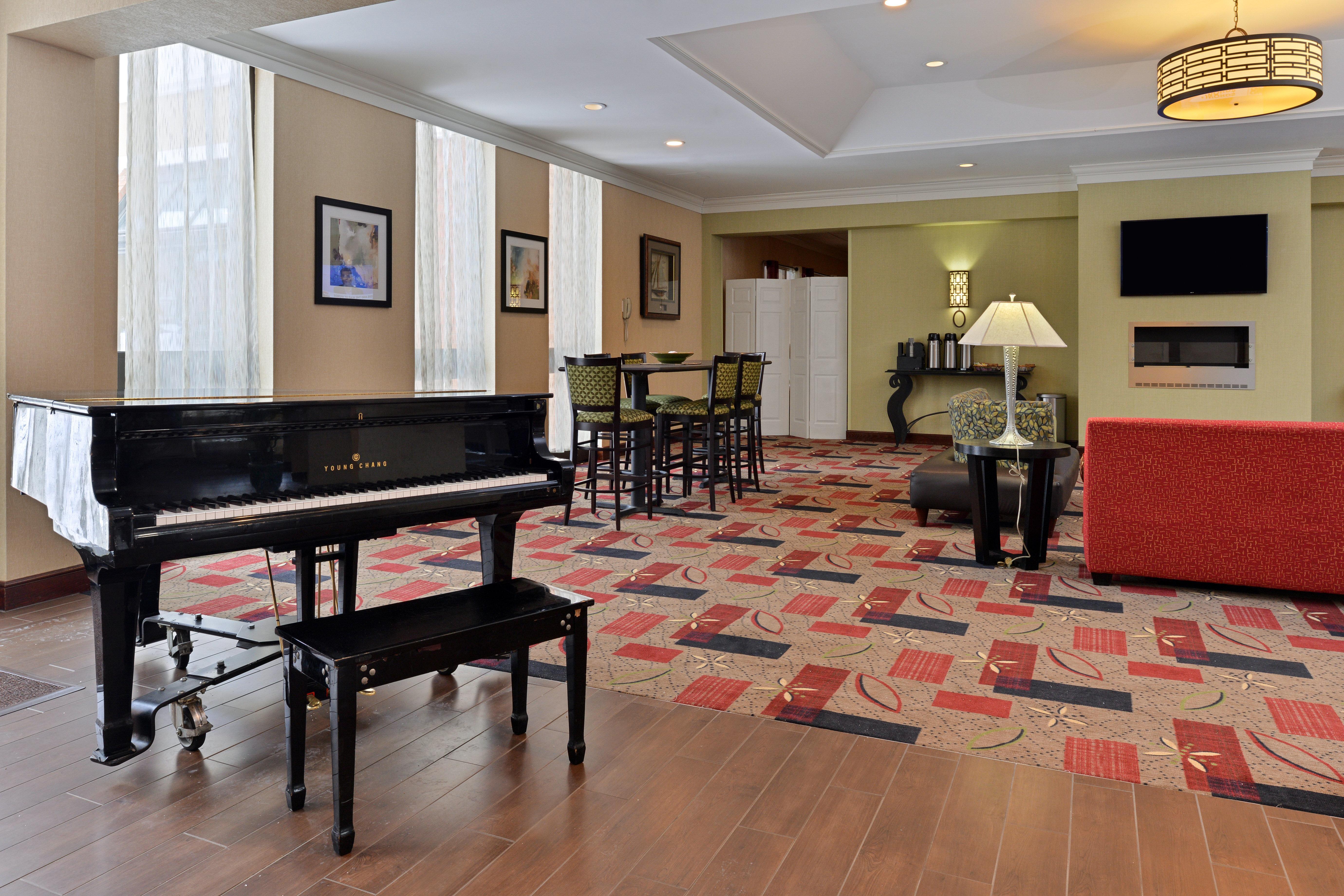 By Ihg Hotel 3*