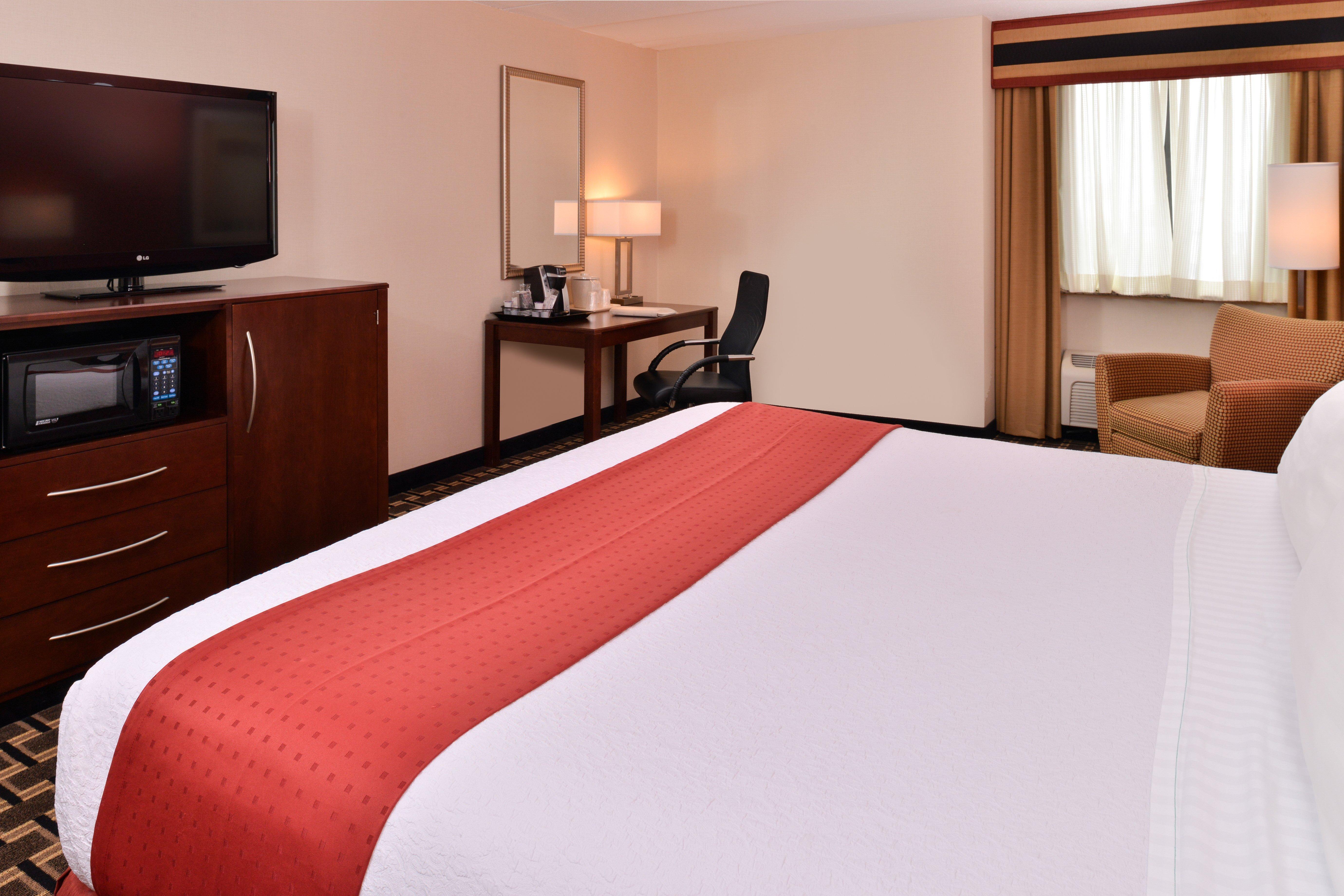 By Ihg Hotel New London