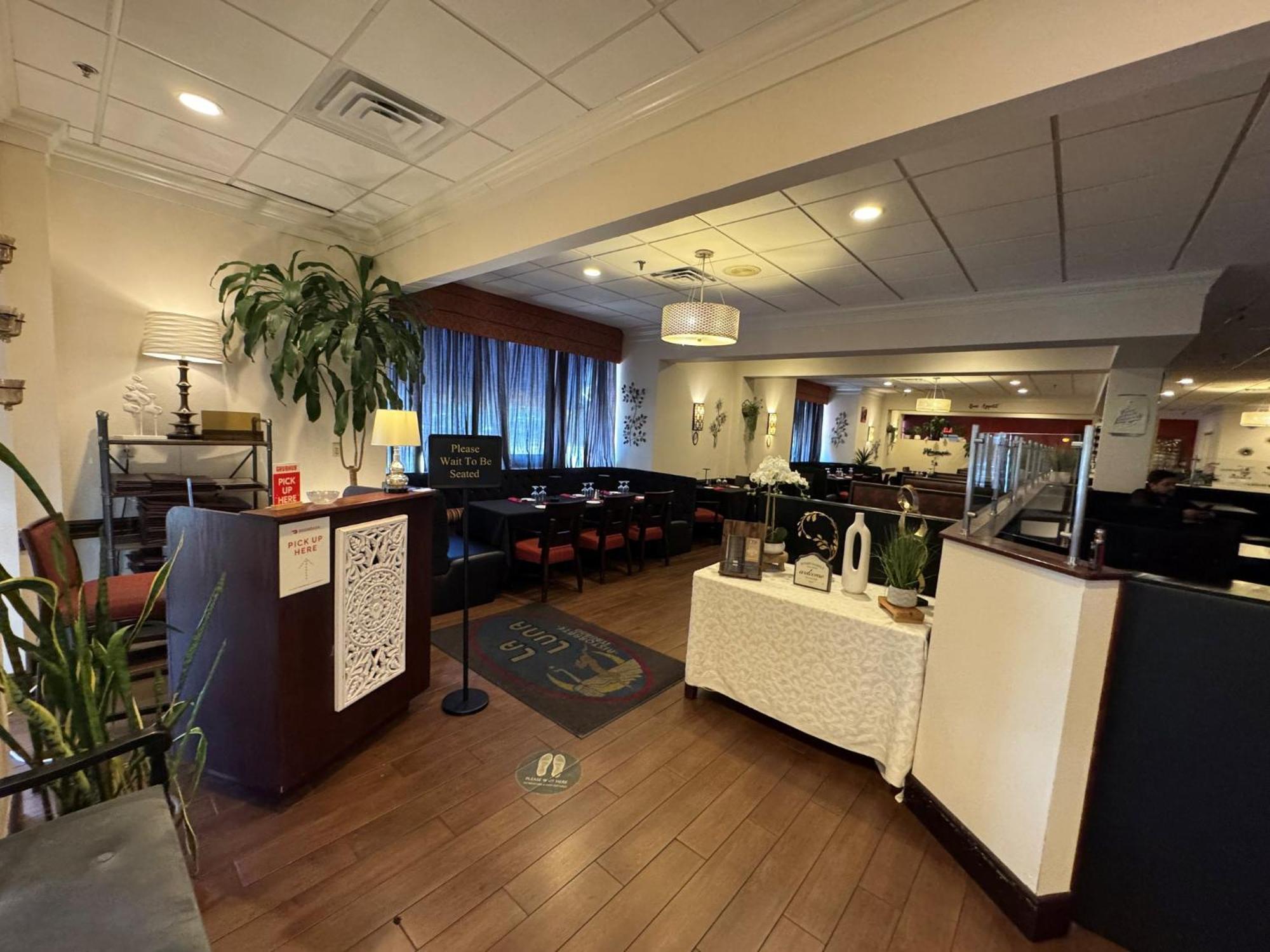 Hotel By Ihg New London