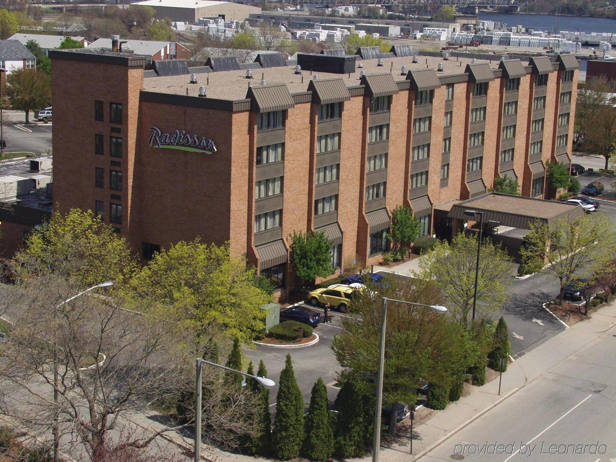 Hotel By Ihg New London